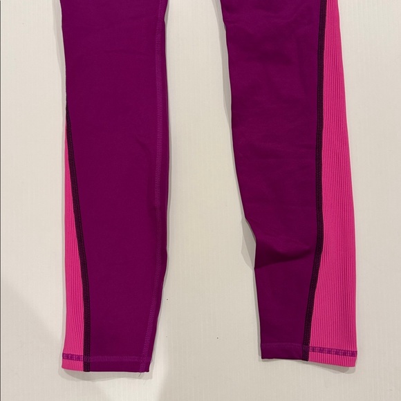 Under Armour High Rise Tights Womens Small NWT!! - Picture 8 of 9